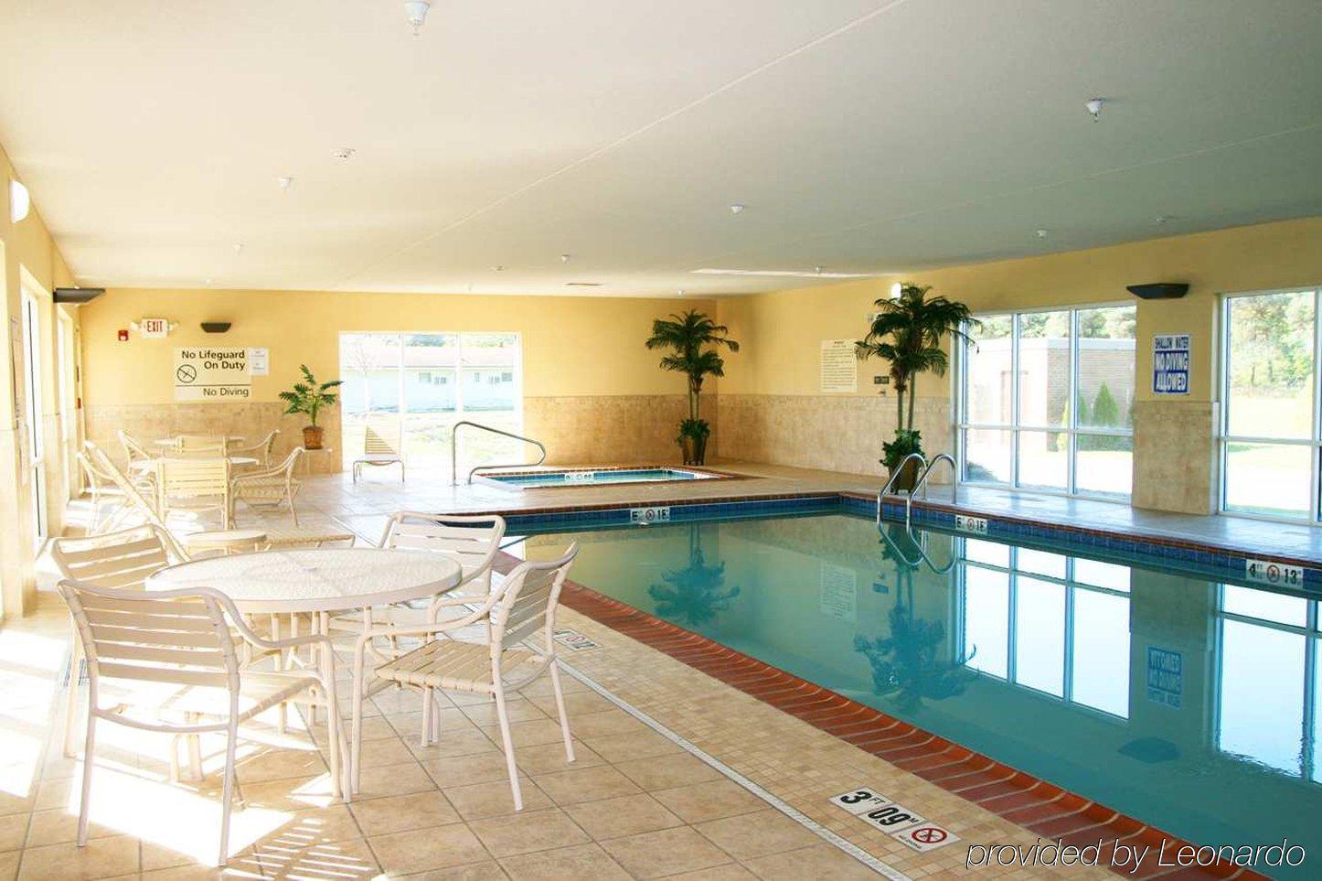 Hotel Hampton &