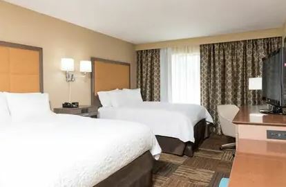 Hampton & Hotel 3*
