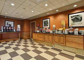 Hotel Hampton &