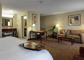 Hotel Hampton & 3*